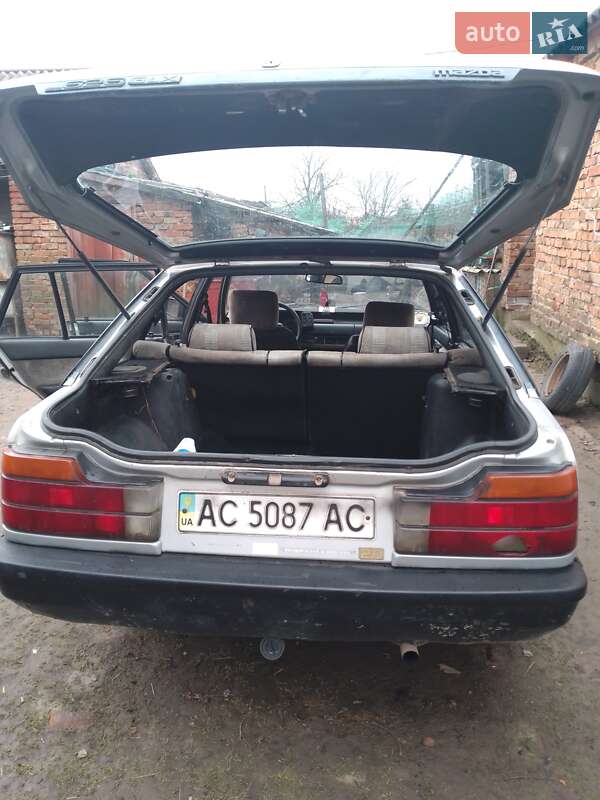 Хэтчбек Mazda 626 1984 в Луцке
