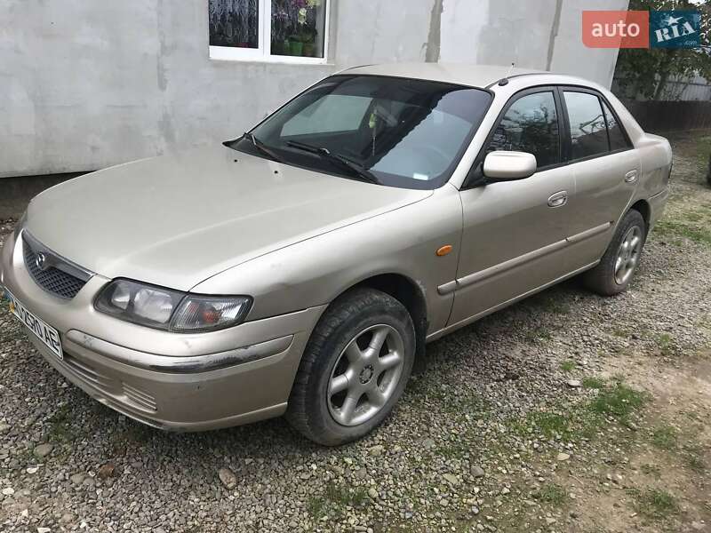 Седан Mazda 626 1999 в Хусте