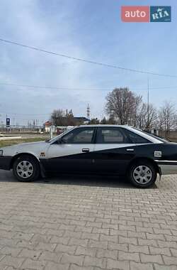 Хэтчбек Mazda 626 1987 в Арцизе