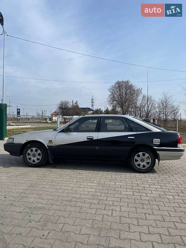 Хэтчбек Mazda 626 1987 в Арцизе