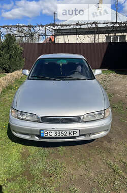 Седан Mazda 626 1993 в Виноградові