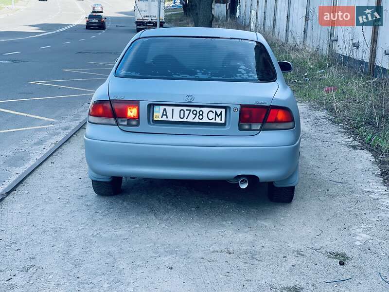 Седан Mazda 626 1995 в Киеве