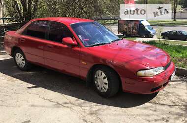 Седан Mazda 626 1993 в Ровно