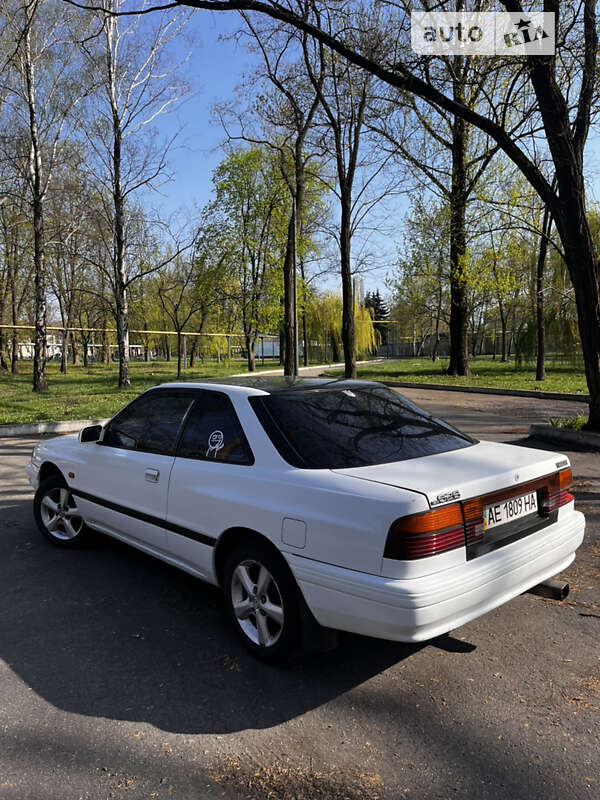 Купе Mazda 626 1988 в Першотравенске