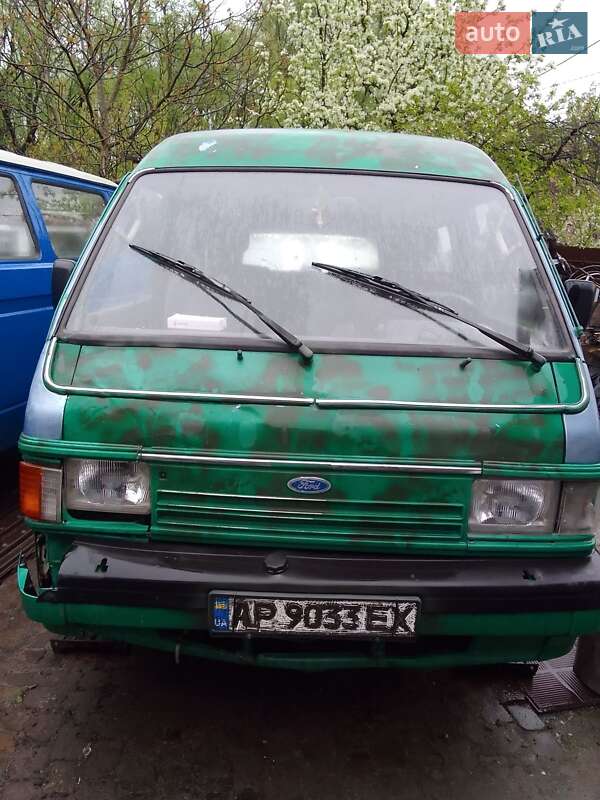 Универсал Mazda 626 1988 в Чернигове
