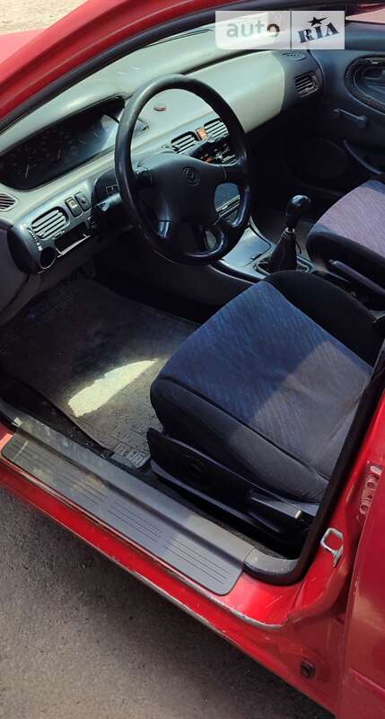 Хэтчбек Mazda 626 1992 в Кривом Роге