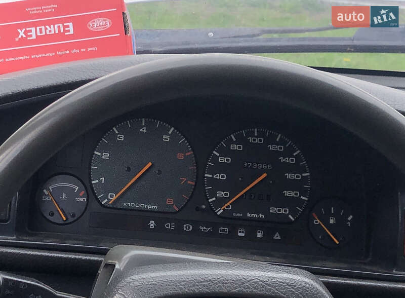 Седан Mazda 626 1987 в Миргороде