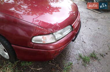 Седан Mazda 626 1993 в 