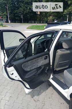 Седан Mazda 626 1998 в Хмельницком