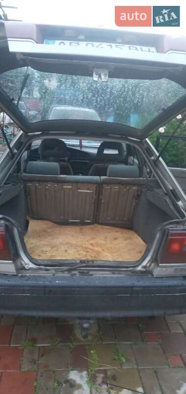 Хетчбек Mazda 626 1991 в Ужгороді