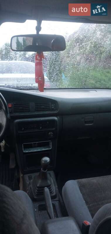 Хетчбек Mazda 626 1991 в Ужгороді