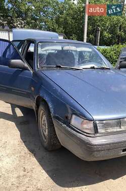 Седан Mazda 626 1988 в Черновцах