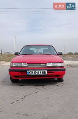 Седан Mazda 626 1990 в 