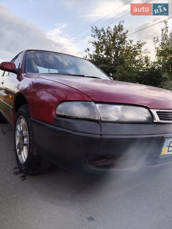 Седан Mazda 626 1993 в Великій Михайлівці