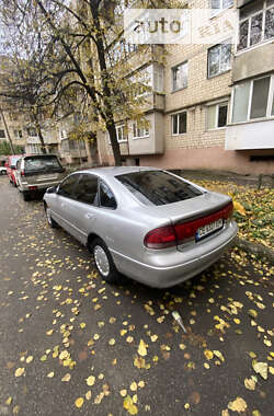 Хетчбек Mazda 626 1996 в Чернівцях