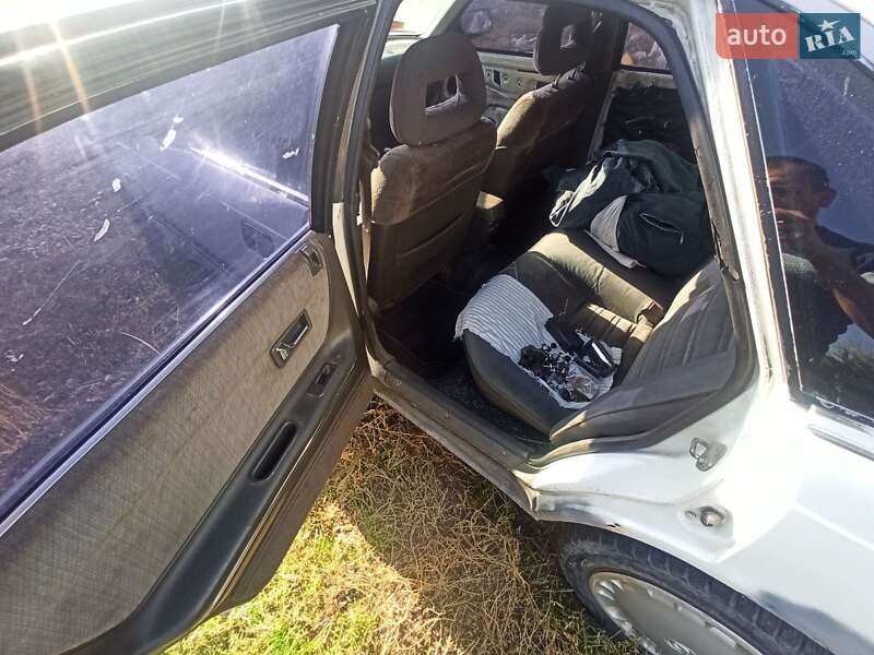 Хэтчбек Mazda 626 1989 в Николаеве фото 6 Хэтчбек Mazda 626 1989 в Николаеве