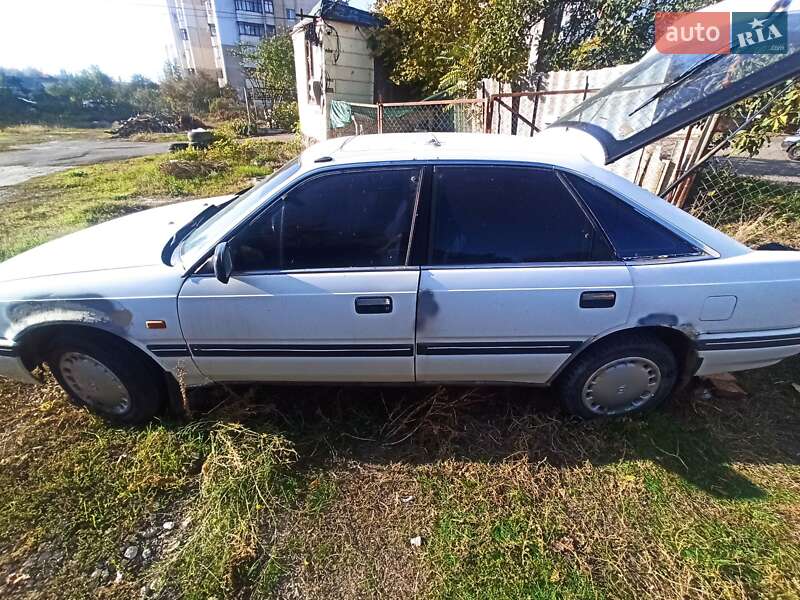 Хэтчбек Mazda 626 1989 в Николаеве фото 3 Хэтчбек Mazda 626 1989 в Николаеве