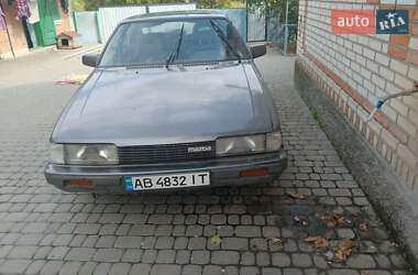 Седан Mazda 626 1987 в Ильинцах