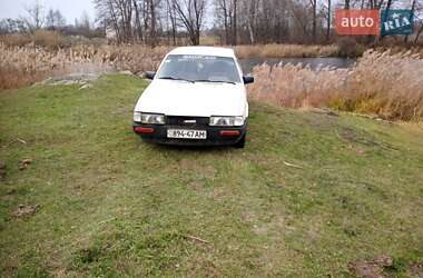 Седан Mazda 626 1986 в Коростышеве