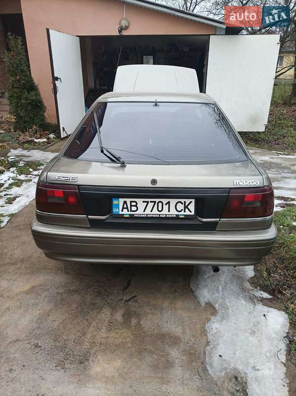 Хетчбек Mazda 626 1987 в Вінниці