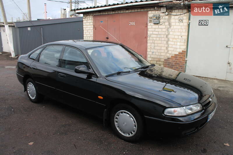 Хетчбек Mazda 626 1993 в Черкасах