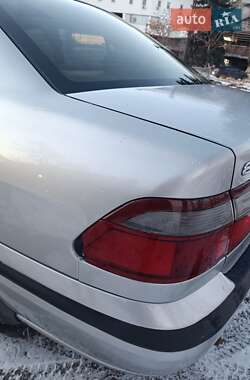 Седан Mazda 626 1998 в Днепре