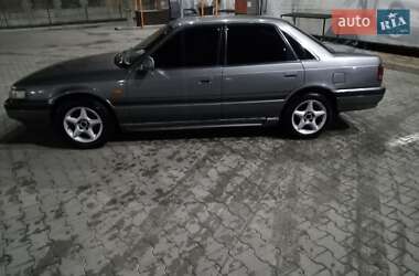 Седан Mazda 626 1990 в Чернівцях