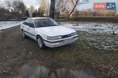 Седан Mazda 626 1988 в Калуше