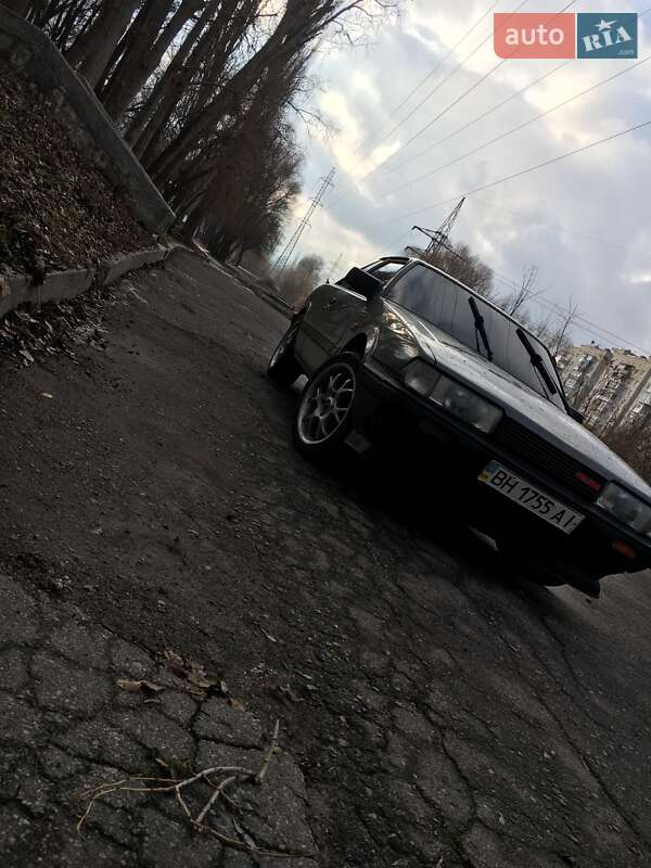 Купе Mazda 626 1986 в Харкові фото Купе Mazda 626 1986 в Харкові