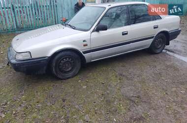 Седан Mazda 626 1992 в Черкасах