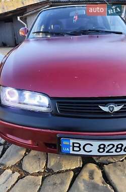 Седан Mazda 626 1993 в Львові