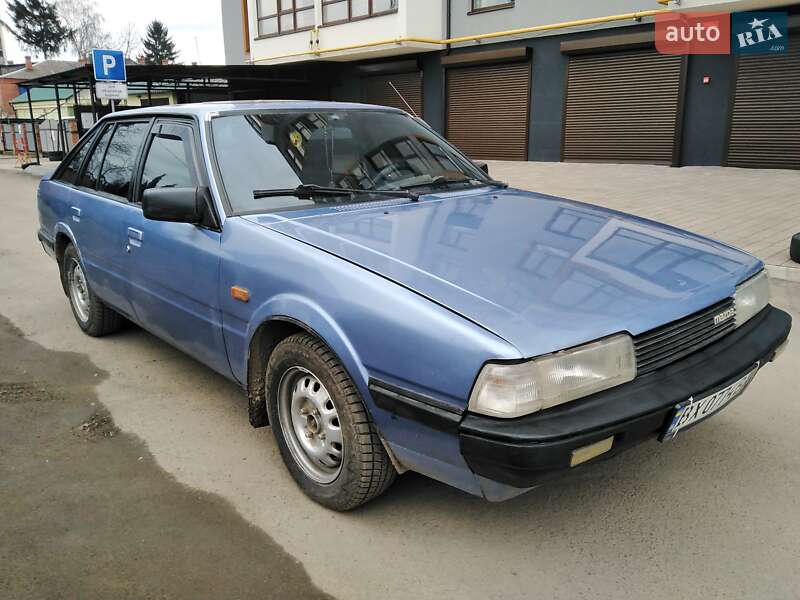 Хетчбек Mazda 626 1985 в Хмельницькому