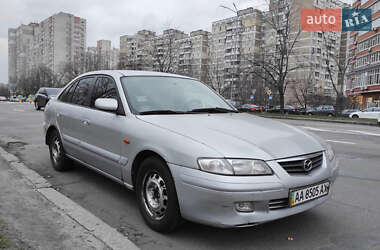 Хэтчбек Mazda 626 2000 в 