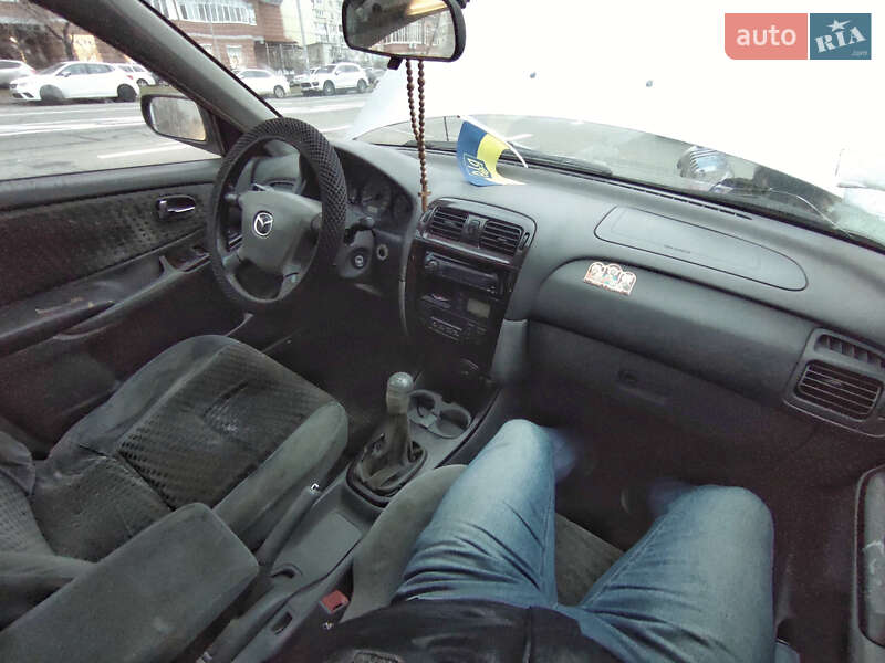 Хэтчбек Mazda 626 2000 в Киеве