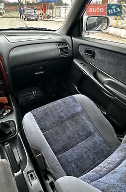 Седан Mazda 626 1985 в 