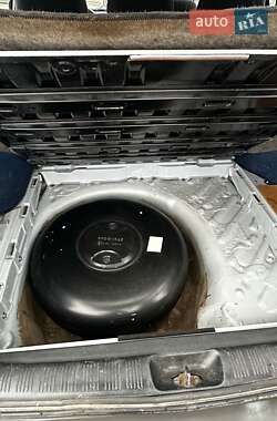 Седан Mazda 626 1985 в 
