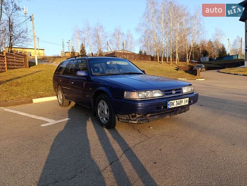 Універсал Mazda 626 1995 в Рівному