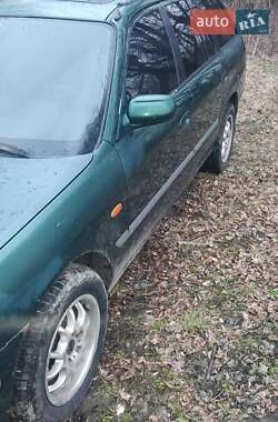 Універсал Mazda 626 1998 в 