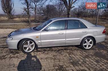 Седан Mazda 626 2000 в 