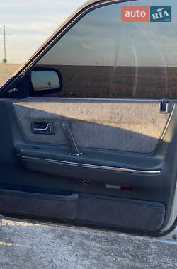 Седан Mazda 626 1987 в 