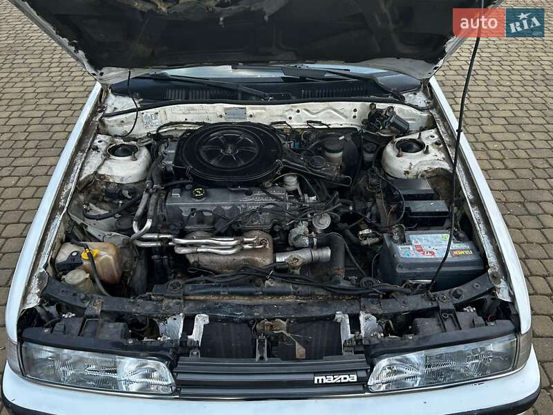 Седан Mazda 626 1991 в Самборі