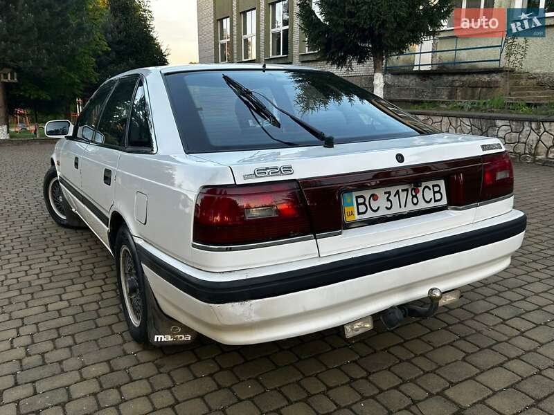 Седан Mazda 626 1991 в Самборі