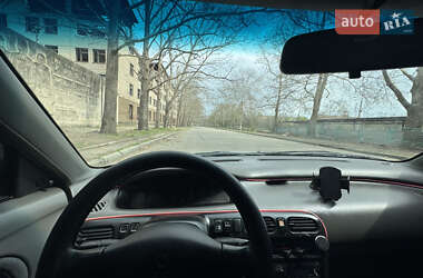 Седан Mazda 626 1992 в 