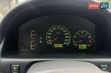 Седан Mazda 626 2001 в 