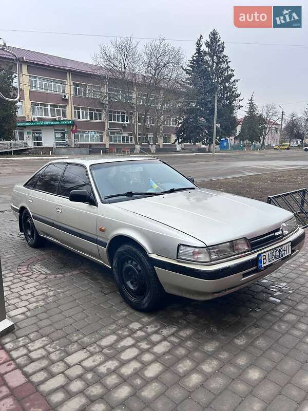 Хетчбек Mazda 626 1992 в 