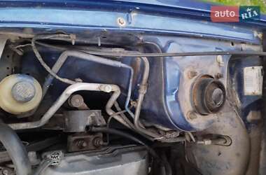 Хэтчбек Mazda 626 1998 в 