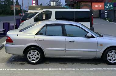 Хэтчбек Mazda 626 2000 в 