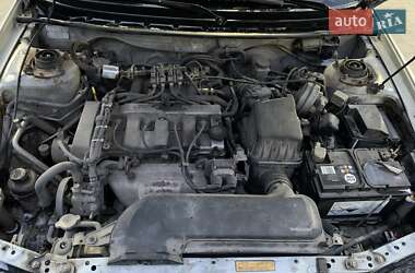 Хэтчбек Mazda 626 2000 в 