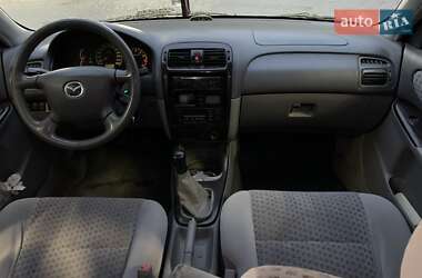 Хэтчбек Mazda 626 2000 в 