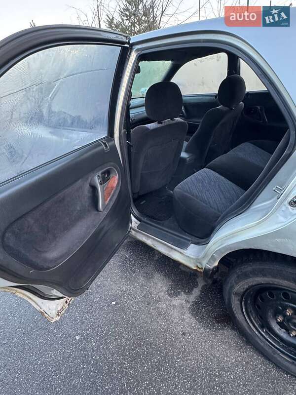 Седан Mazda 626 1997 в Виннице